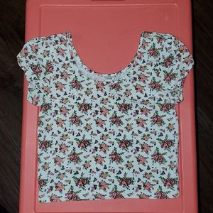 Flowery crop top !
